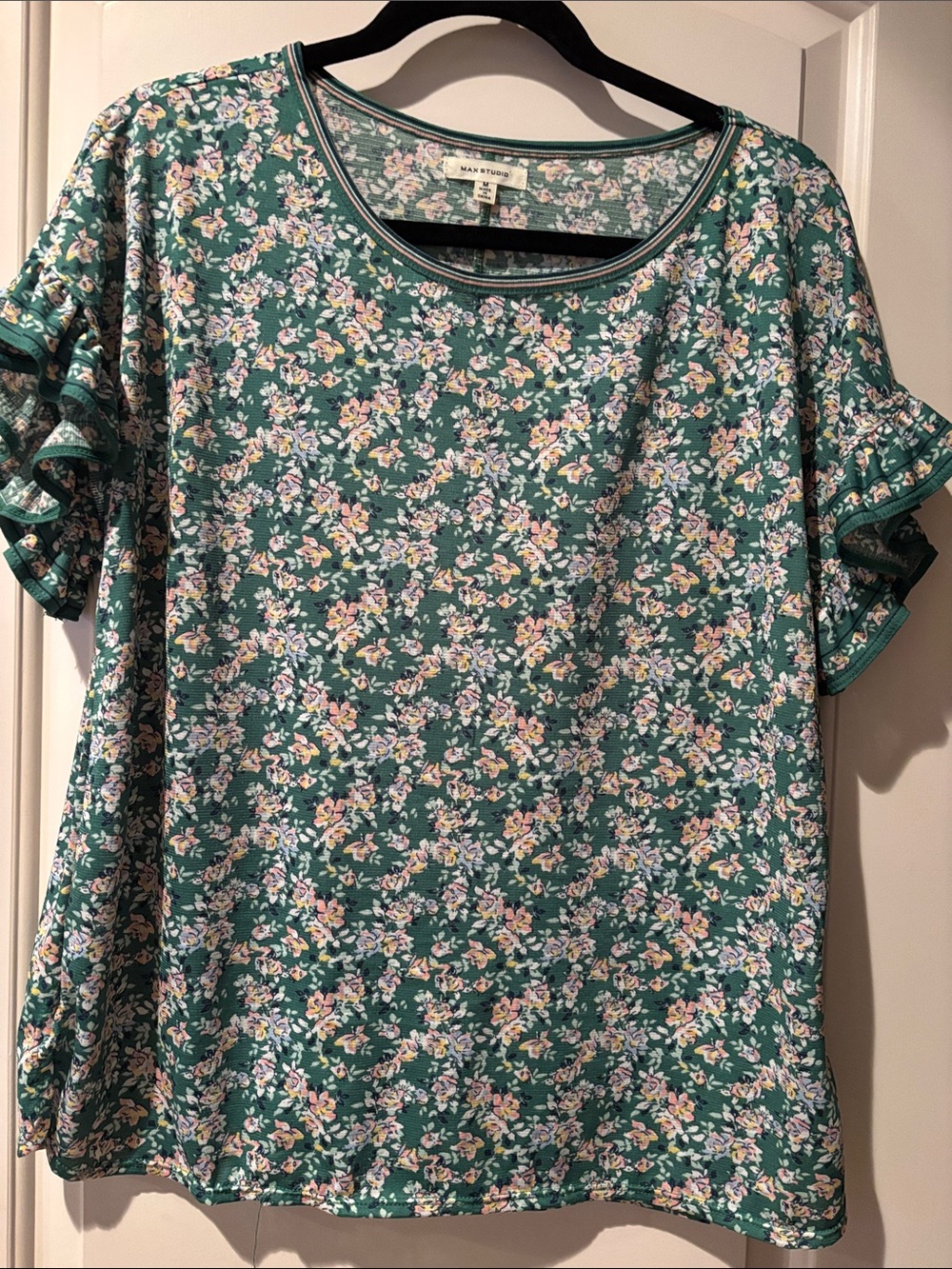 Max Studio Teal Green Floral Ruffle Sleeve Tee